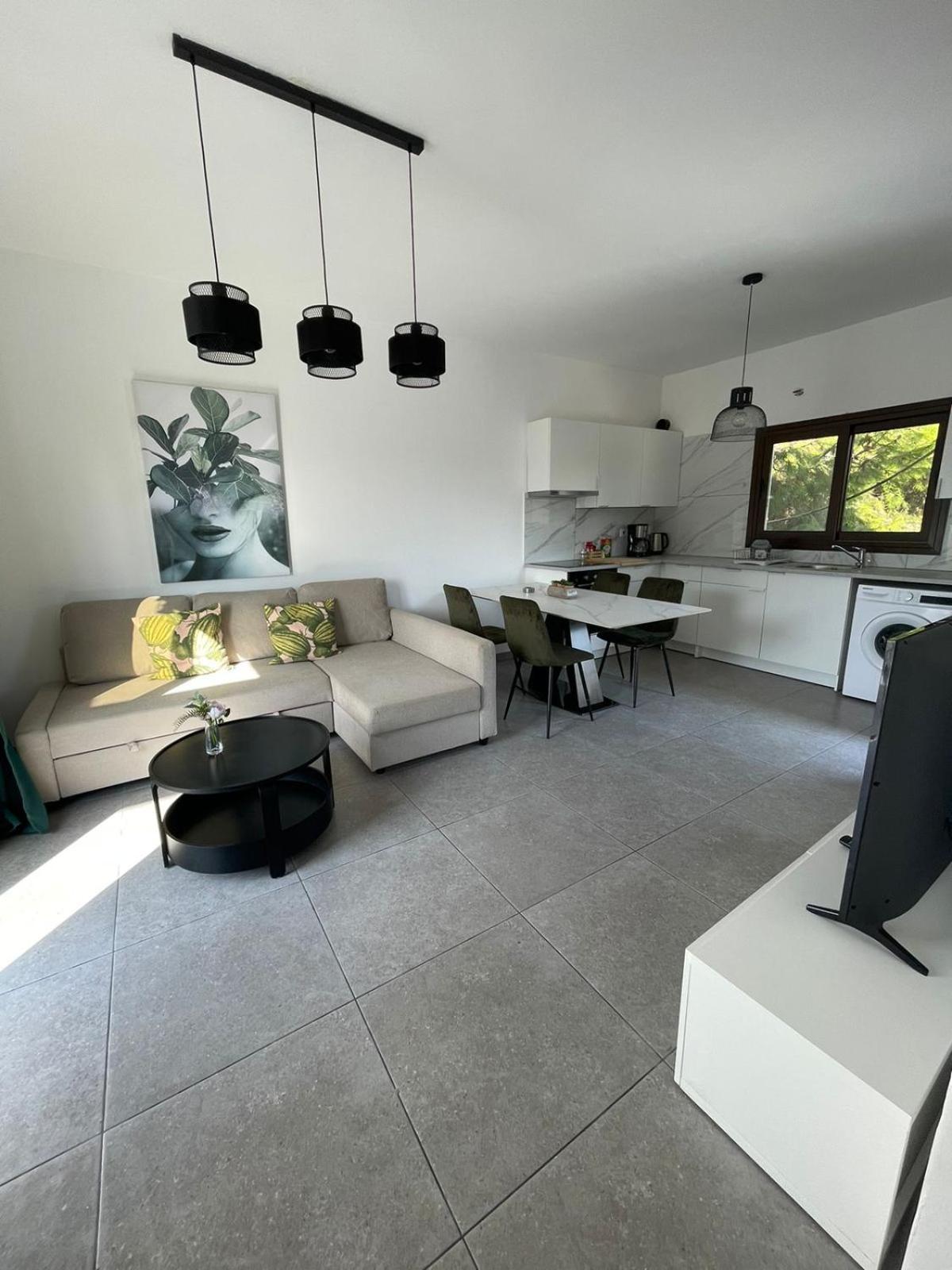 Serenityone - Centrally Located One Bedroom Apt Ayia Napa Exterior photo